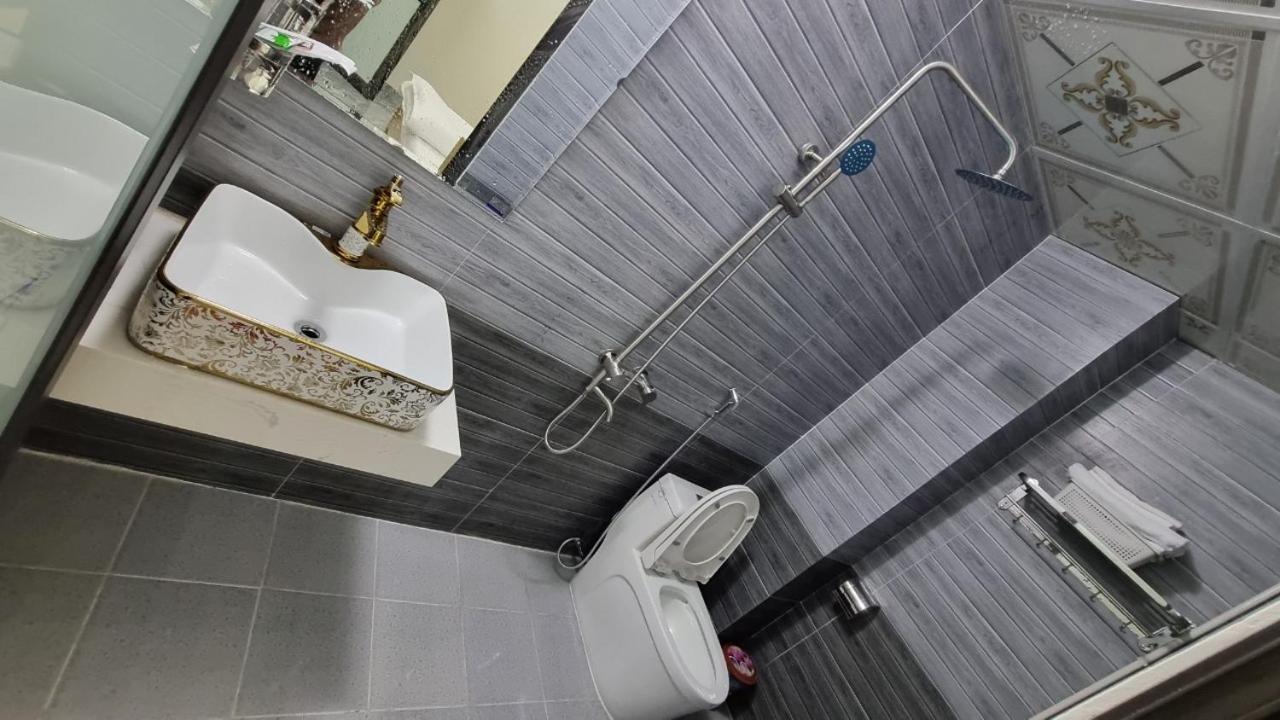 Nha Nghi Anh Van Đồng Văn Esterno foto