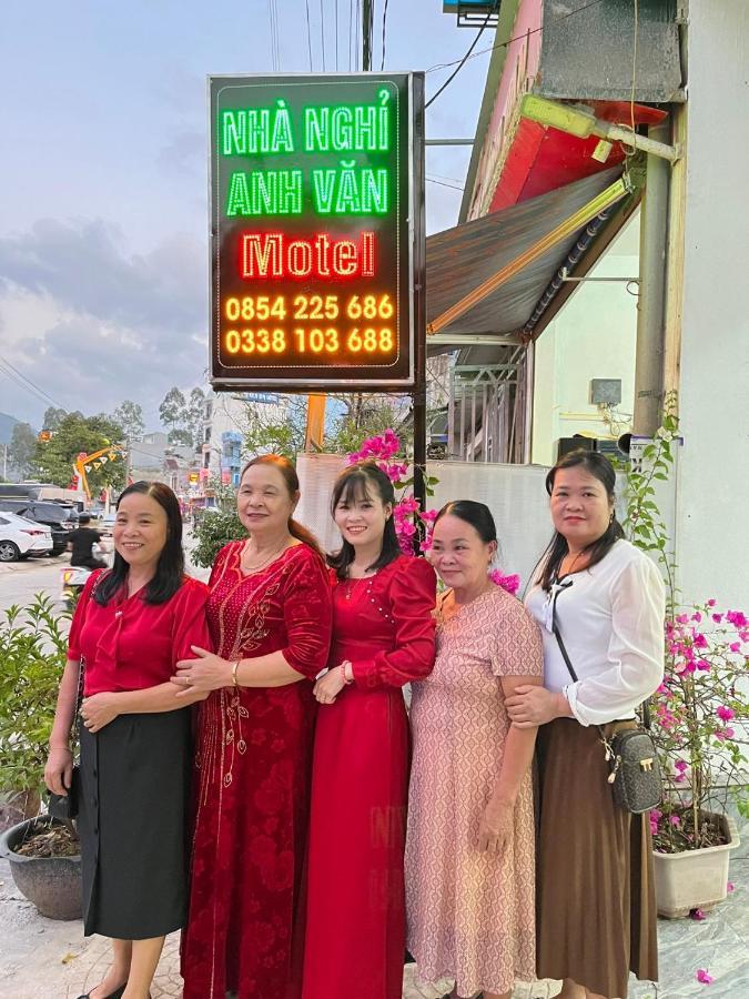 Nha Nghi Anh Van Đồng Văn Esterno foto