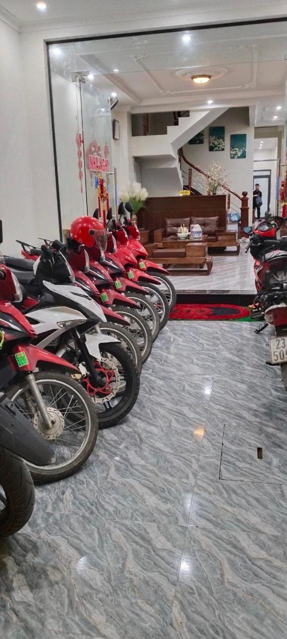 Nha Nghi Anh Van Đồng Văn Esterno foto