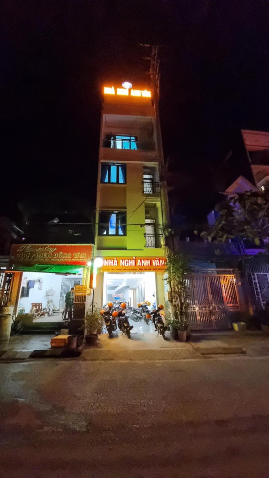 Nha Nghi Anh Van Đồng Văn Esterno foto