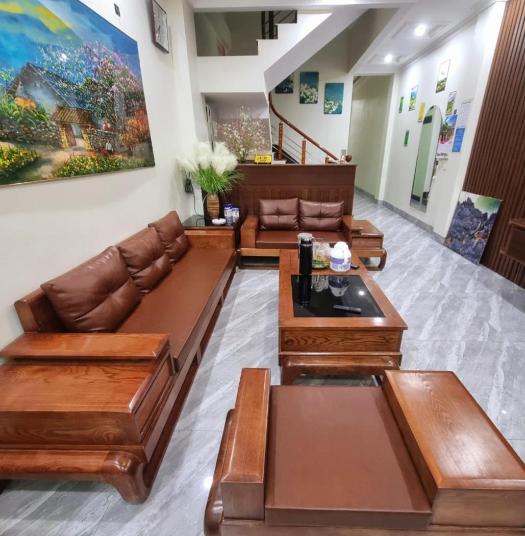Nha Nghi Anh Van Đồng Văn Esterno foto