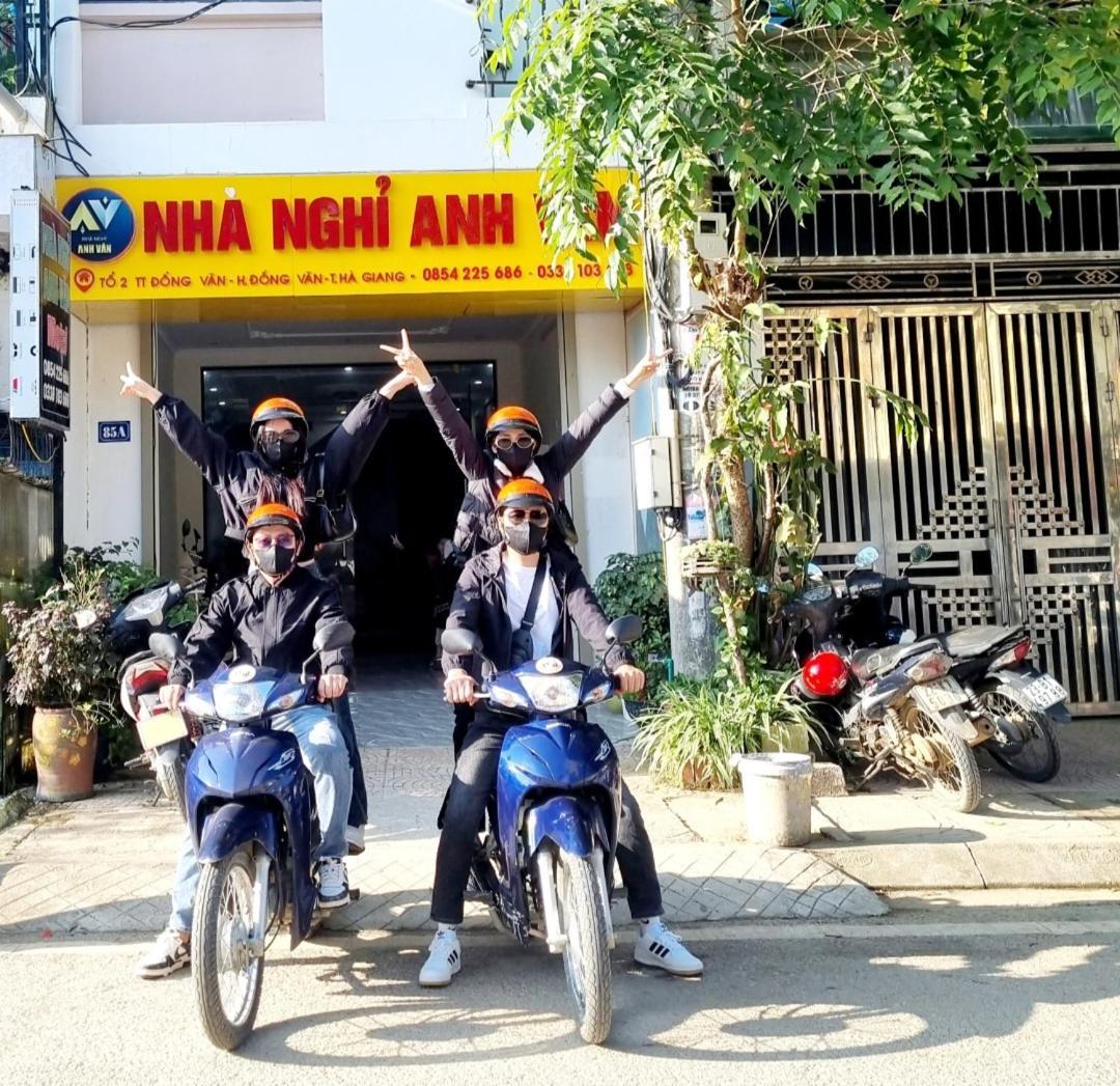 Nha Nghi Anh Van Đồng Văn Esterno foto