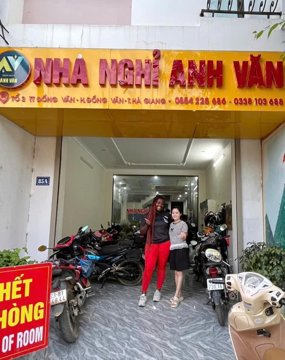 Nha Nghi Anh Van Đồng Văn Esterno foto