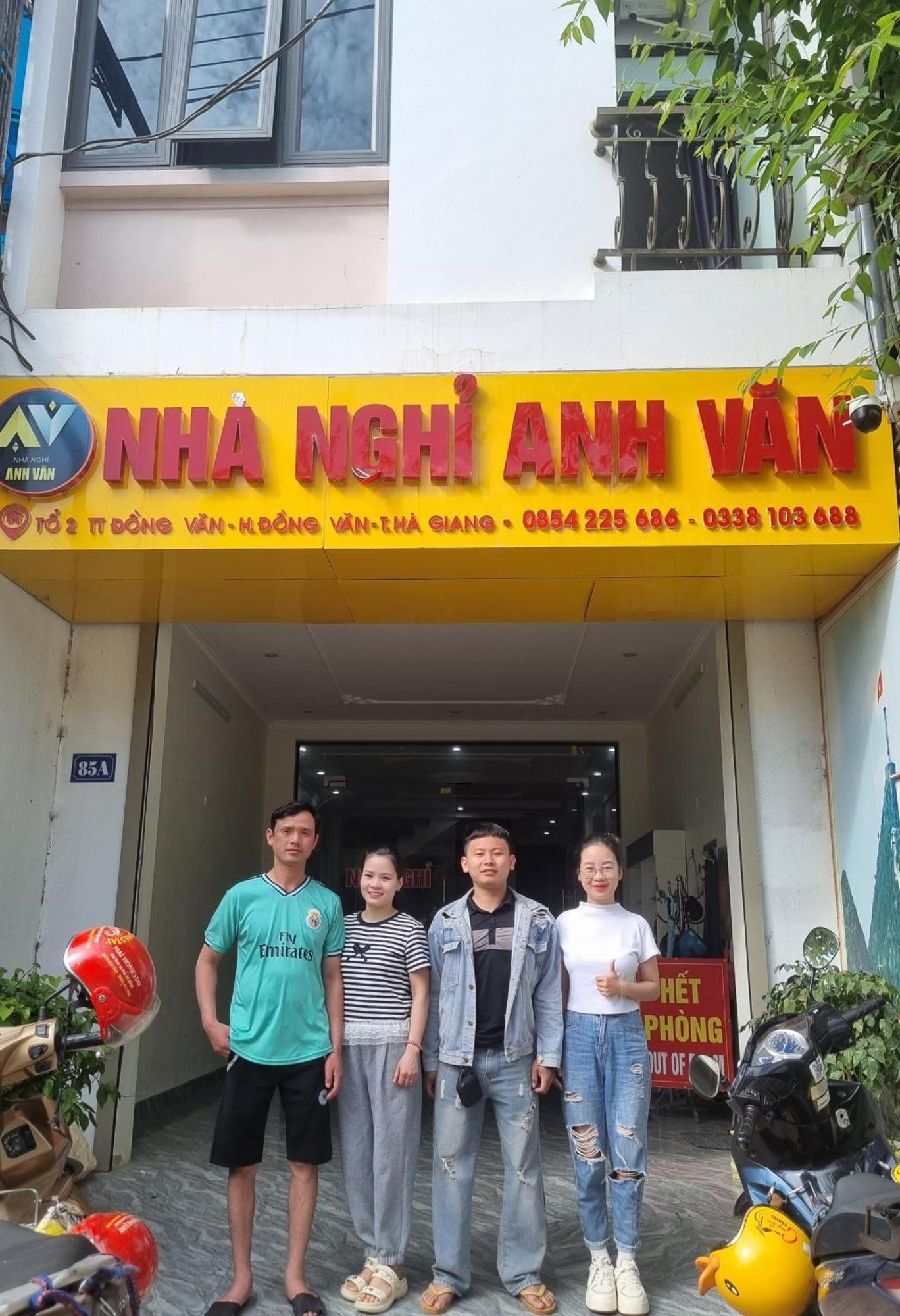 Nha Nghi Anh Van Đồng Văn Esterno foto